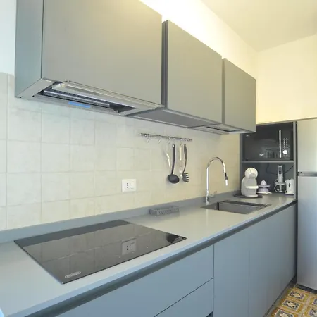 Maison Adri ' Con Posto Auto Privato * Bussana Nuova