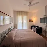 شقة Maison Adri ' Con Posto Auto Privato *