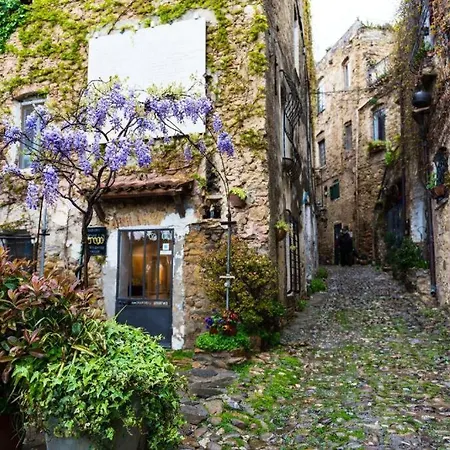 Maison Adri ' Con Posto Auto Privato Διαμέρισμα Bussana Nuova