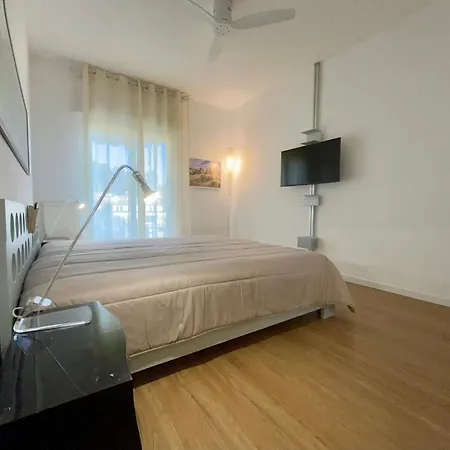 Maison Adri ' Con Posto Auto Privato Apartament *