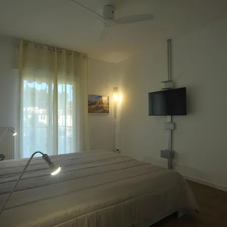 Maison Adri ' Con Posto Auto Privato Apartament